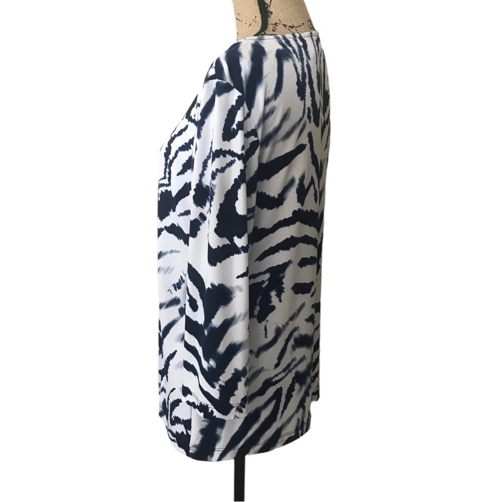 Easywear By Chico's Blue White Tie Dye 2 Large 3/4 Sleeves Pullover Top - Picture 3 of 6